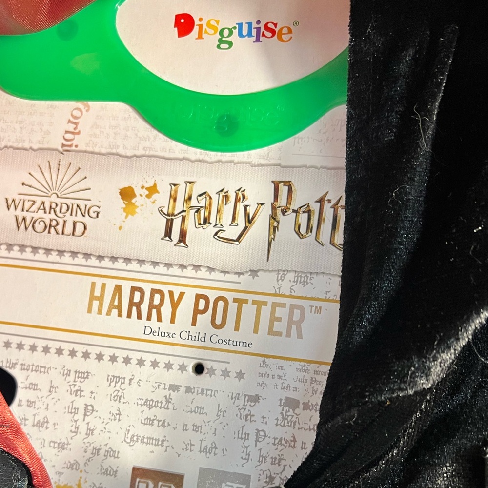 Halloween costume Harry Potter Hog Warts deluxe child’s costume - Picture 9 of 16